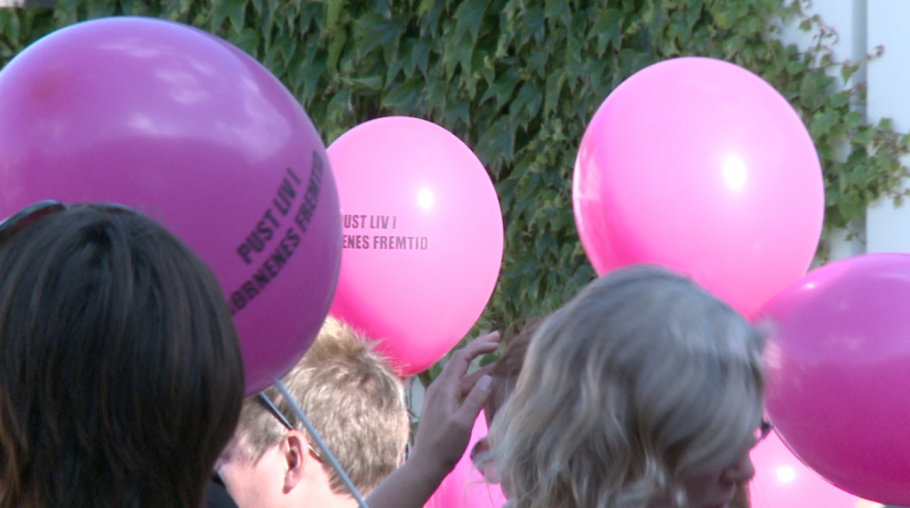 Pædagoger afholdt en stille demonstration forud for tirsdagens byrådsmøde i Fredericia