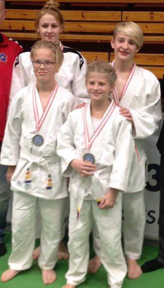 Fredericia Judo og Ju-jutsu klub deltog i DM i judo – det resulterede i to danske mestre og to sølvmedaljer