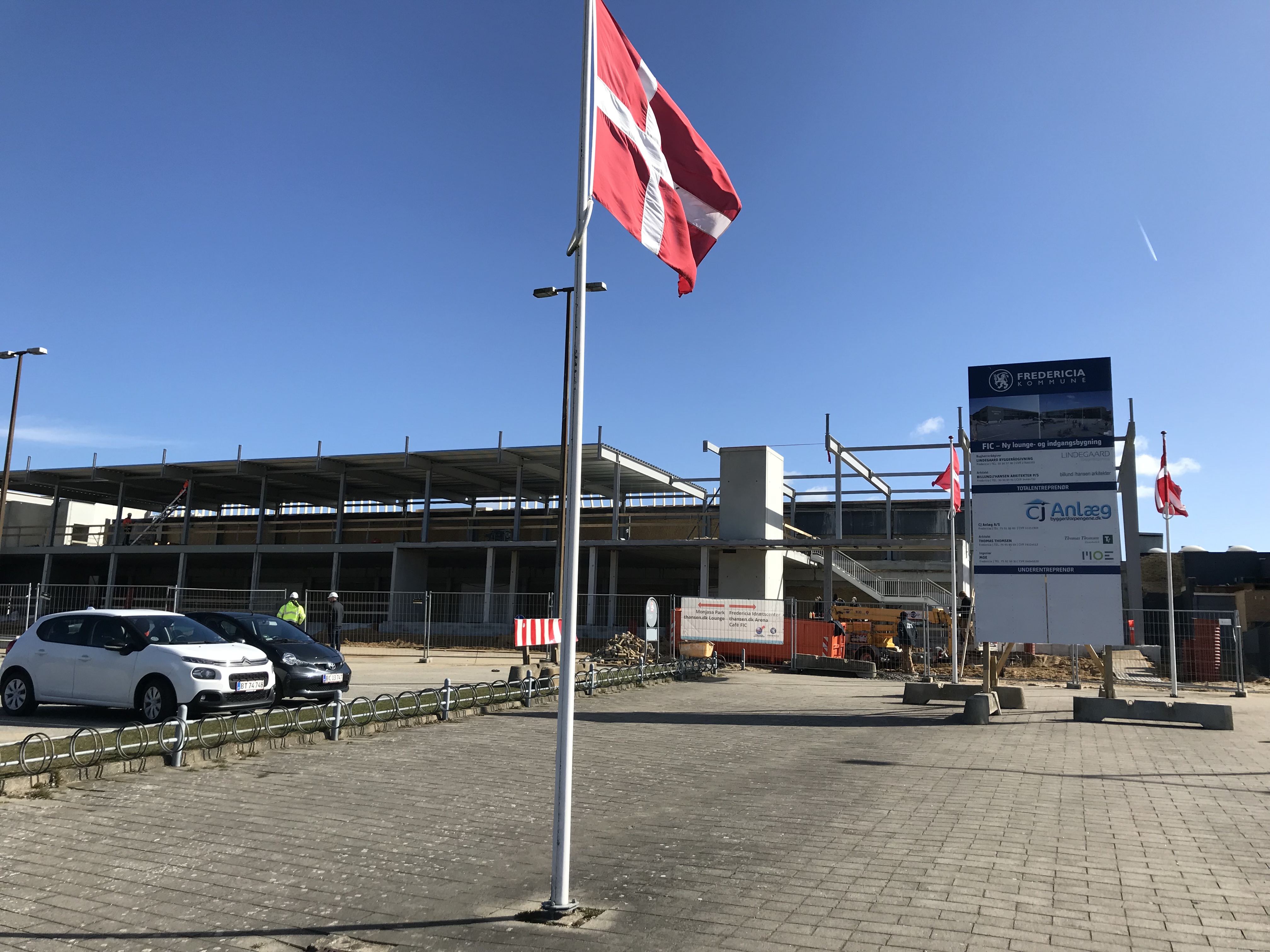 SE VIDEO : REJSEGILDE I FREDERICIA IDRÆTSCENTER – LOUNGE- OG INDGANGSBYGNING ER PÅ VEJ