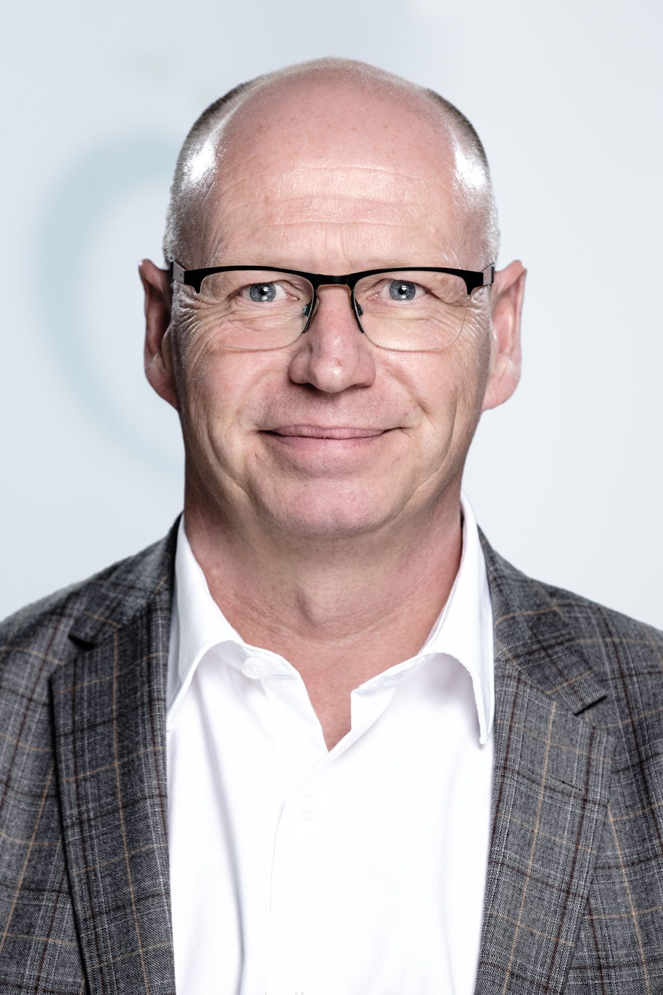 TVIS ANSÆTTER NY ADMINISTRERENDE DIREKTØR