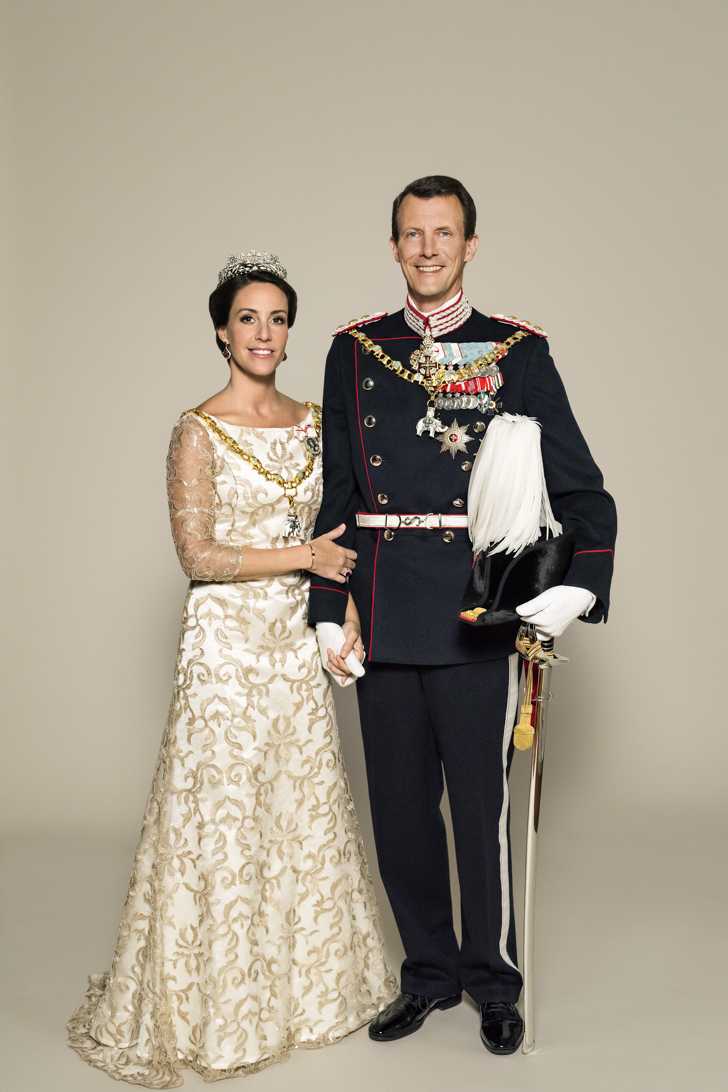ROYALT BESØG I FÆSTNINGSBYEN I DAG