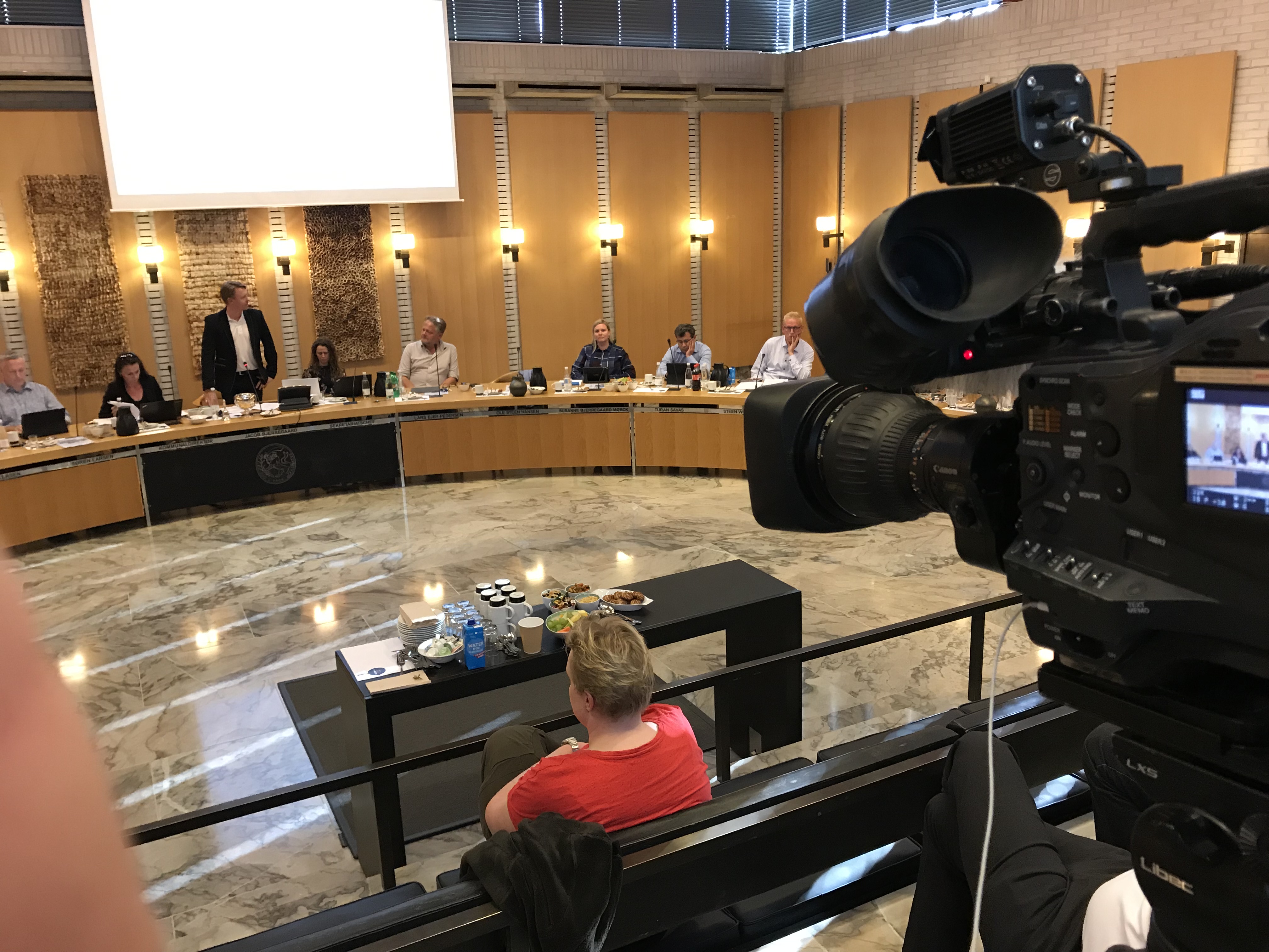 SE BYRÅDSMØDET : FLERE STORE BESLUTNINGER