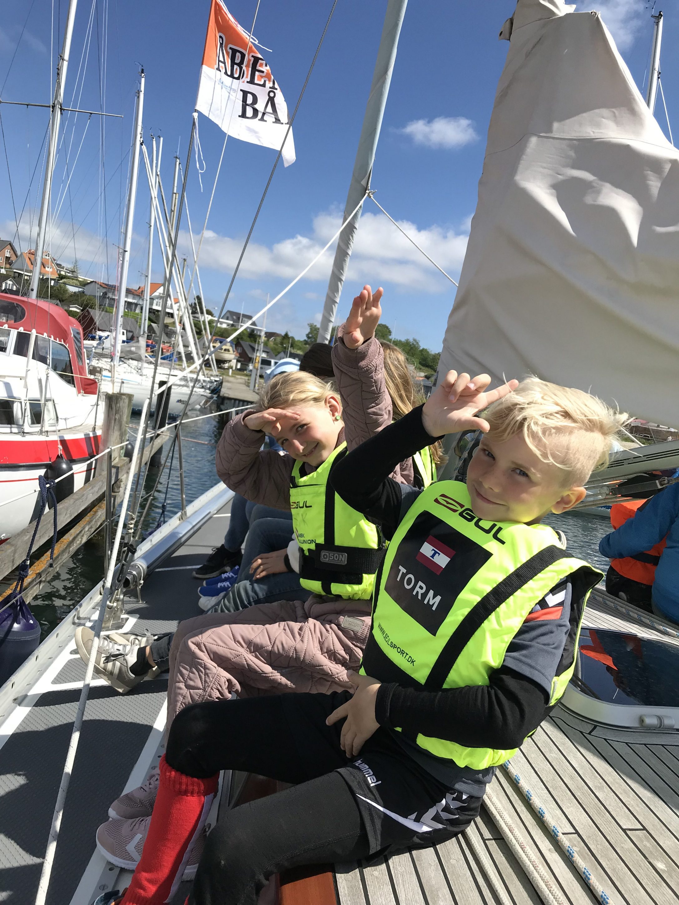 SE VIDEO : VILD MED VAND TRAK FLERE HUNDREDE GÆSTER TIL DET MARITIME SKÆRBÆK HAVN