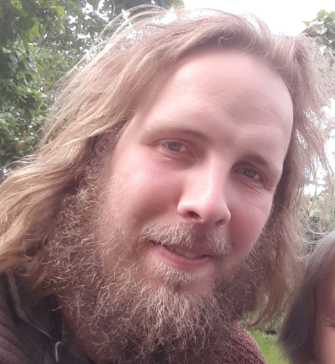 Sydøstjyllands Politi efterlyser den 29-årige Niels Mathias Gutt