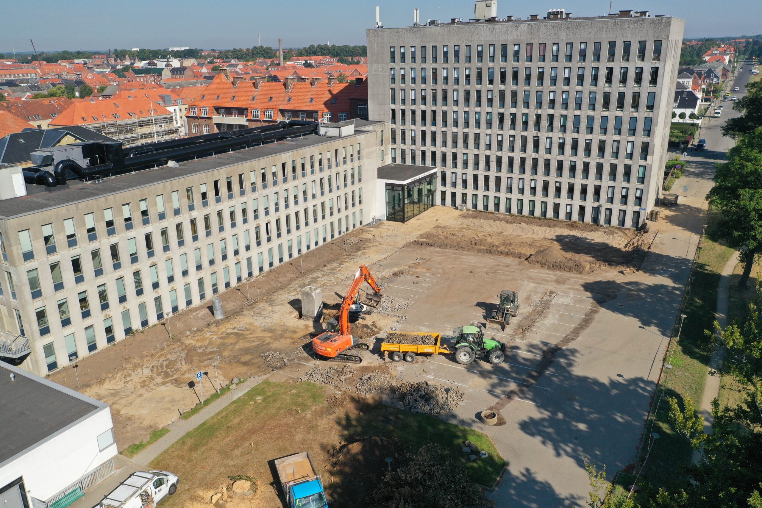 Stort kunstprojekt forskønner sundhedshuset