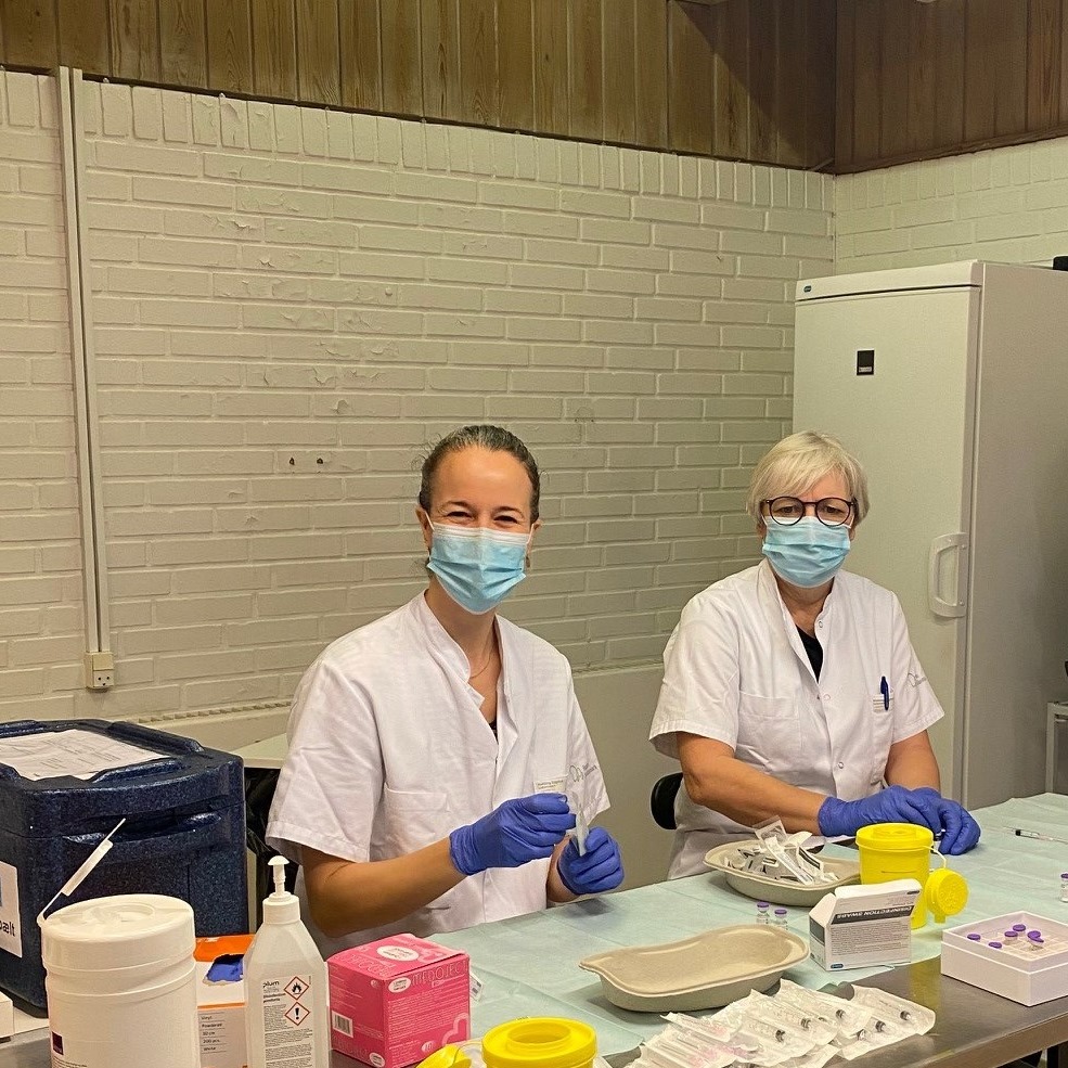 Snart er alle over 50 år inviteret til at blive vaccineret mod COVID-19