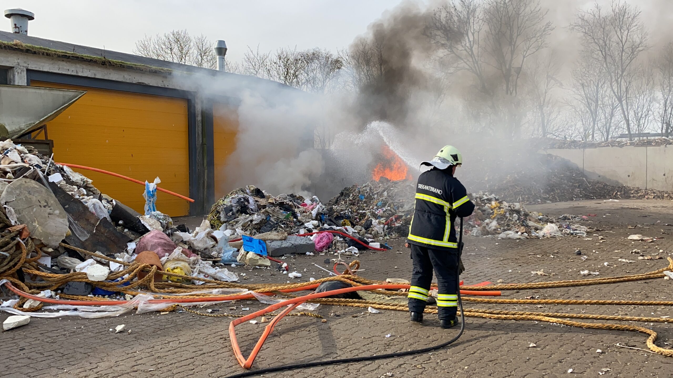 Middelfart assisterer ved brand i Fredericia
