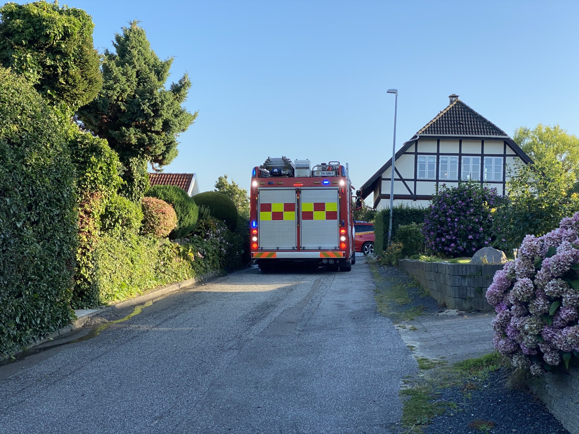 Brand i garage på Bjørnevej