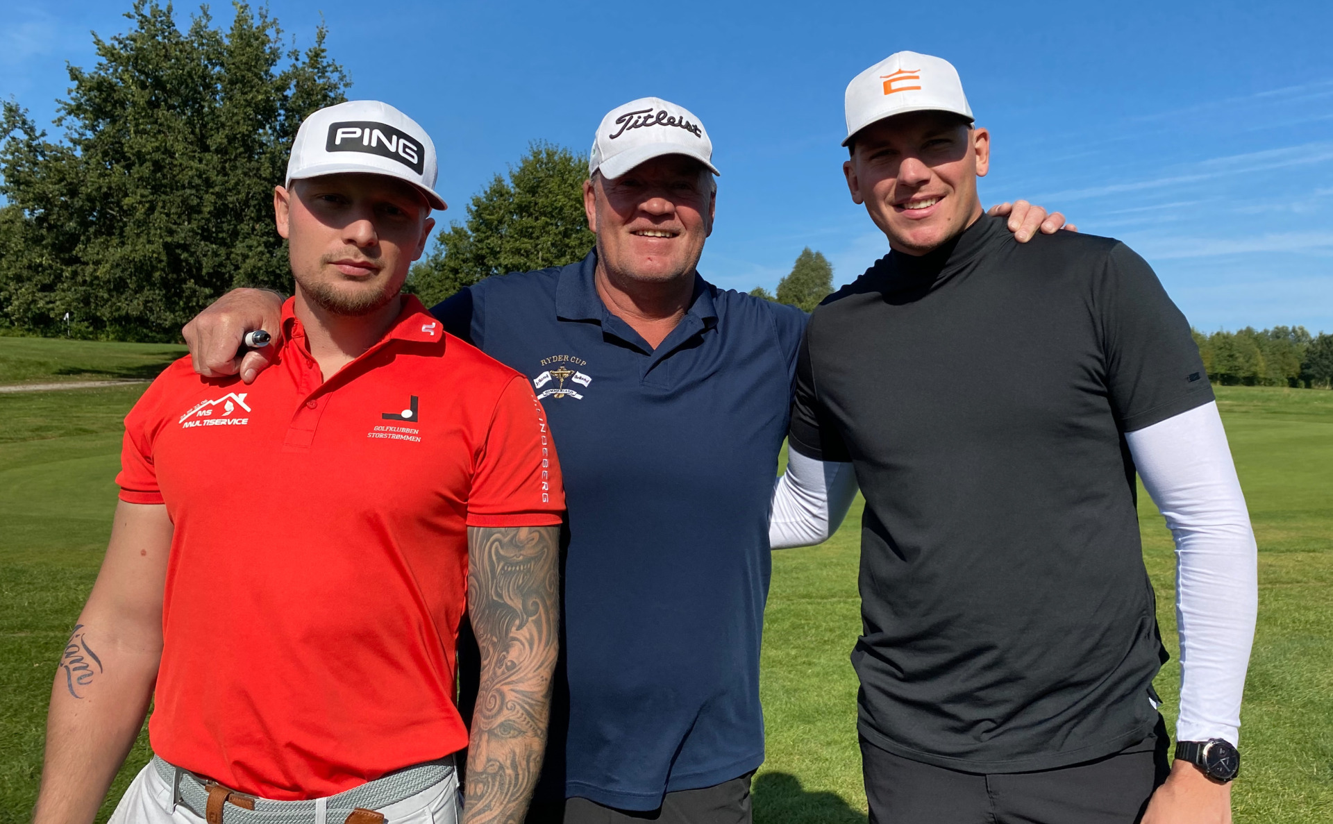 Kendte boksere dystede på golfbanen